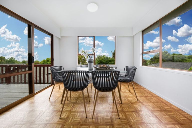 Photo of property in 73 Rimu Street, New Lynn, Auckland, 0600