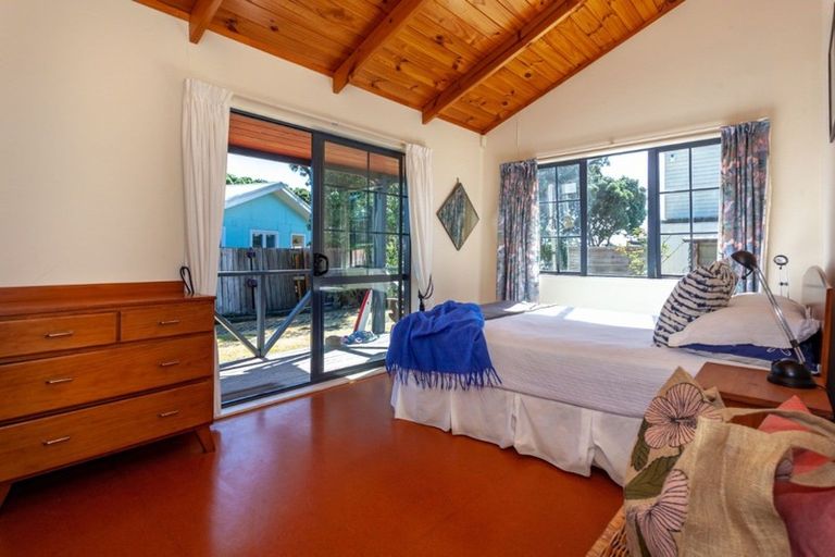 Photo of property in 132a Pipi Road, Whangamata, 3620