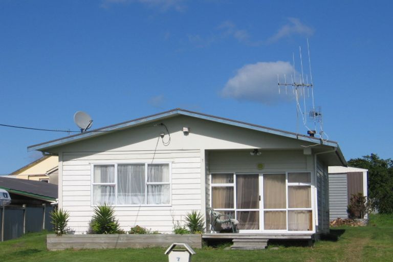 Photo of property in 4 Hopcroft Street, Foxton Beach, Foxton, 4815