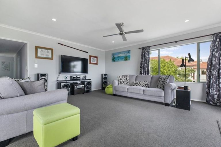 Photo of property in 5 Gerda Place, Ranui, Auckland, 0612
