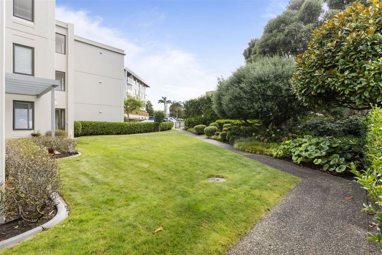 Photo of property in Prestige On Pupuke, 2/73 Anzac Street, Takapuna, Auckland, 0622