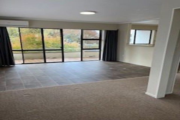 Photo of property in 12 Vale Street, Otumoetai, Tauranga, 3110