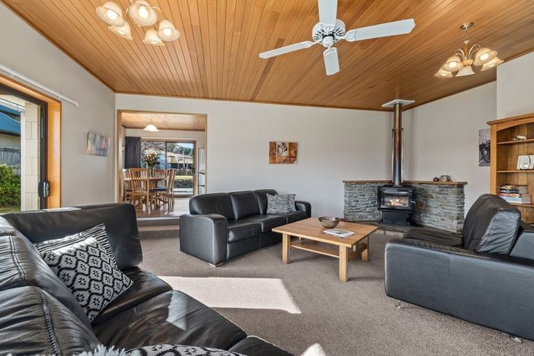 Photo of property in 60 Rata Street, Wanaka, 9305