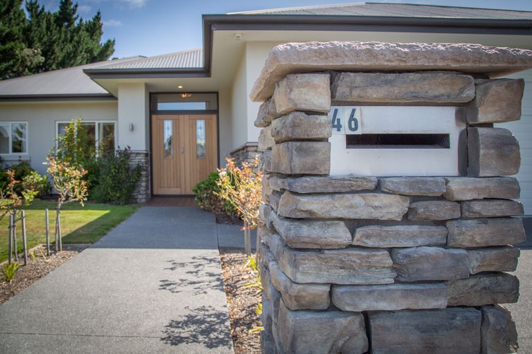 Photo of property in 46 Grantley Street, New Brighton, Christchurch, 8083