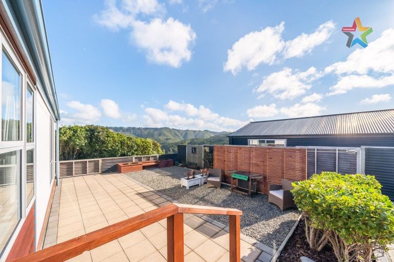 Photo of property in 20 Otonga Heights, Maungaraki, Lower Hutt, 5010