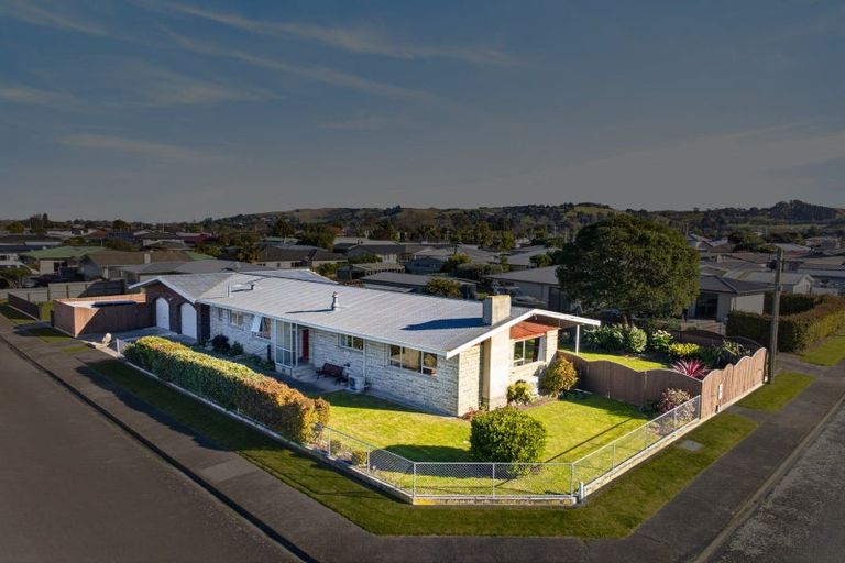 Photo of property in 13 Blenheim Street, Taradale, Napier, 4112
