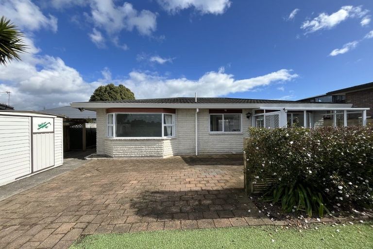 Photo of property in 2/31 Fitzroy Road, Fitzroy, New Plymouth, 4312