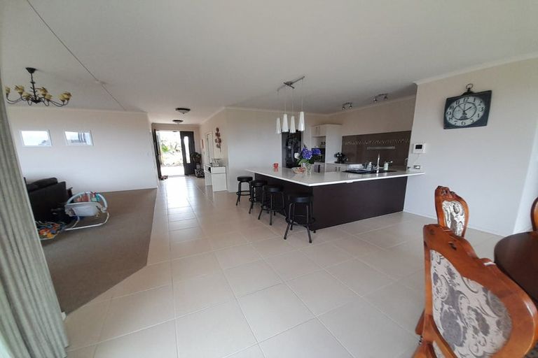 Photo of property in 19b Kowhai Road, Wainui, Silverdale, 0992