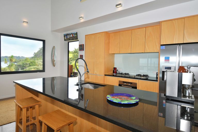 Photo of property in 15c Wonderview Road, Leigh, 0985