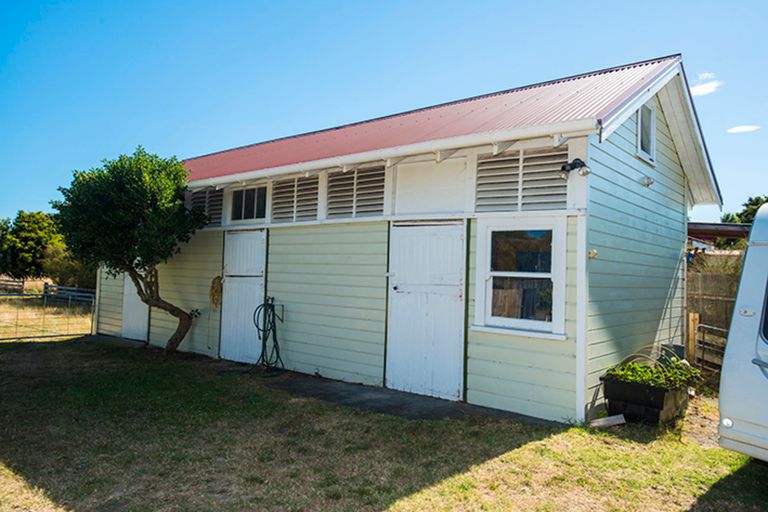 Photo of property in 52 Cameron Road, Makauri, Gisborne, 4071