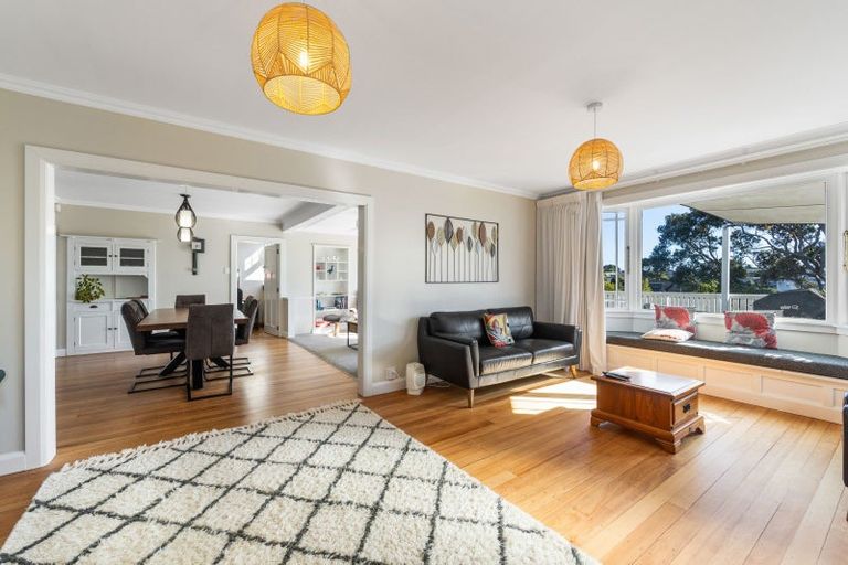 Photo of property in 26 Baring Terrace, Strandon, New Plymouth, 4312