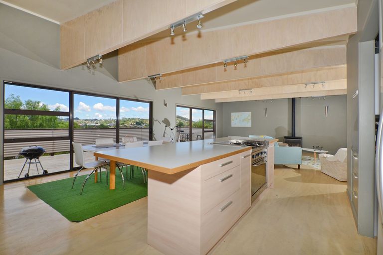 Photo of property in 6 High Oaks Way, Avenues, Whangarei, 0110