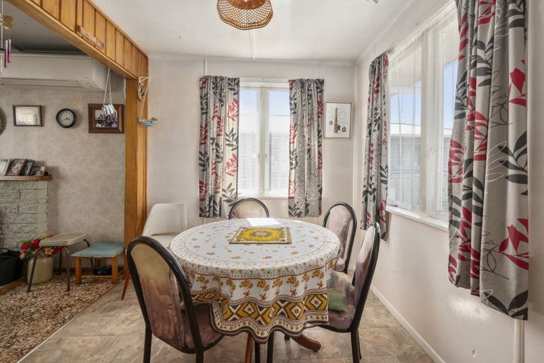 Photo of property in 10 Brent Road, Owhata, Rotorua, 3010