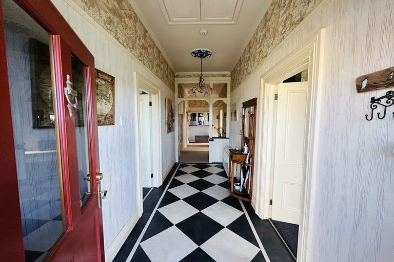 Photo of property in 50 Tees Street, South Hill, Oamaru, 9400