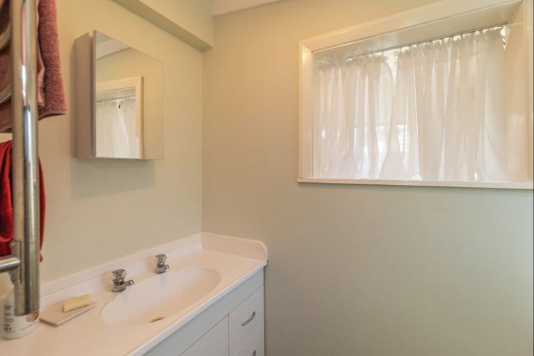 Photo of property in 32 Muapoko Street, Himatangi Beach, Foxton, 4891