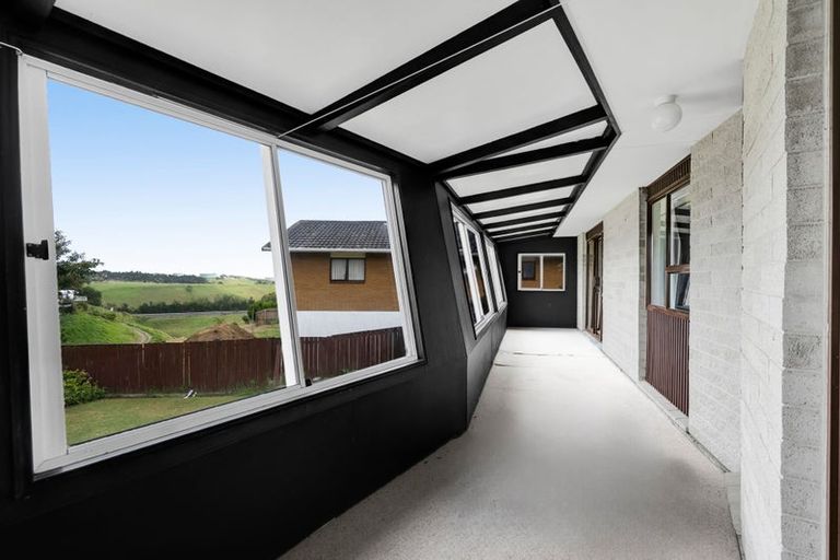 Photo of property in 5 Bronte Place, Whalers Gate, New Plymouth, 4310