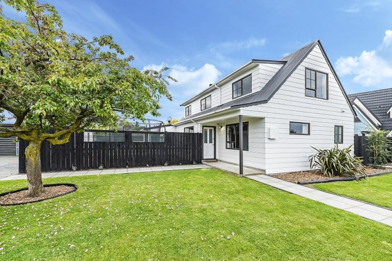 Photo of property in 12 Torlesse Crescent, Darfield, 7510