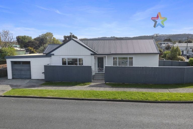 Photo of property in 133 Bell Road, Waiwhetu, Lower Hutt, 5010
