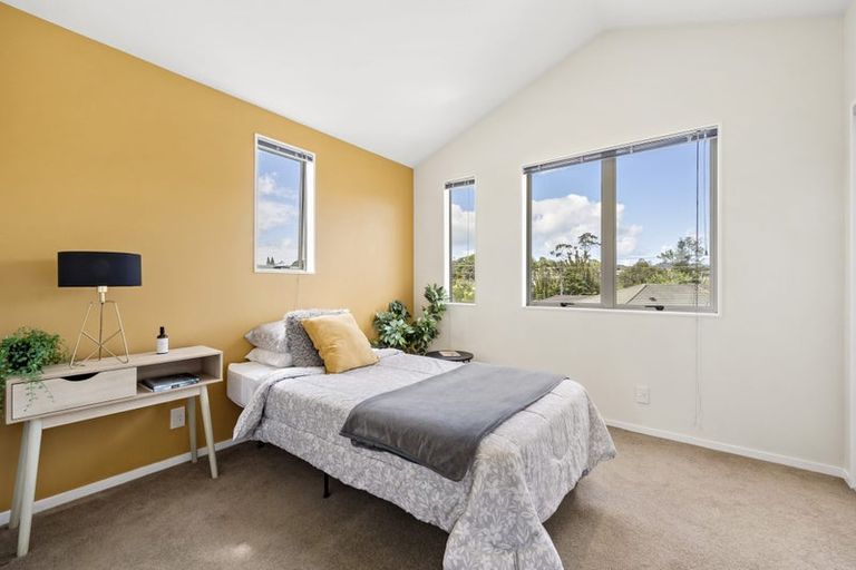 Photo of property in 31 Albionvale Road, Glen Eden, Auckland, 0602