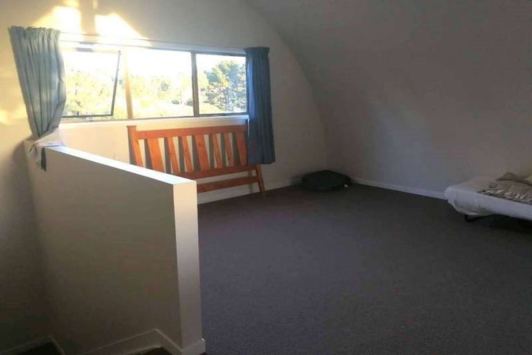 Photo of property in 37 Seon Place, Birkdale, Auckland, 0626