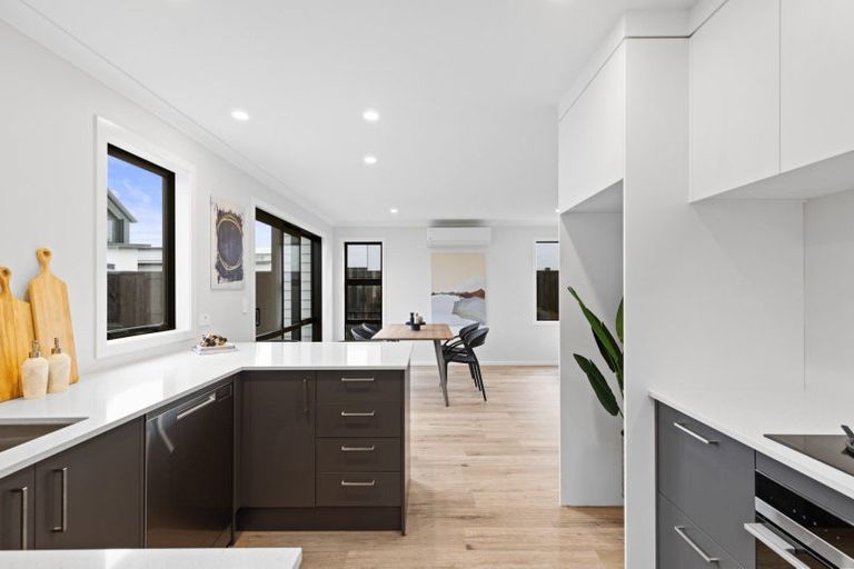 Photo of property in 15 Guillaume Street, Chartwell, 3210