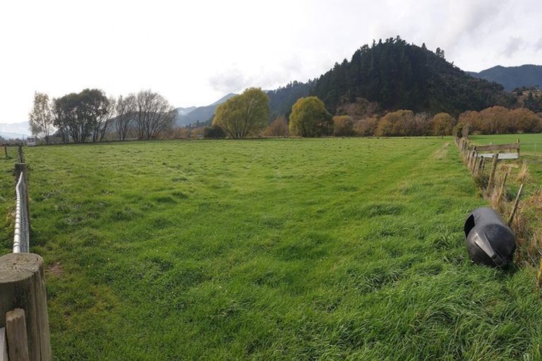 Photo of property in 17 Para Railway Road, Koromiko, Blenheim, 7273