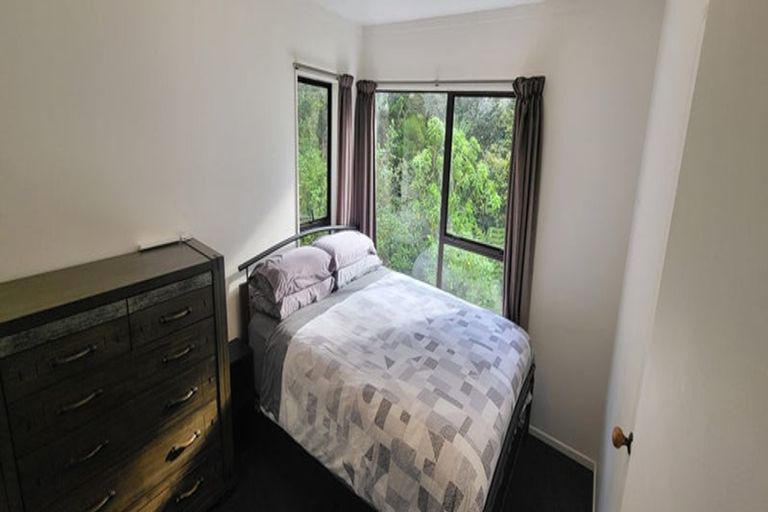 Photo of property in 22 Anne Mclean Drive, Bayview, Auckland, 0629