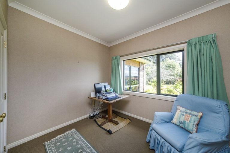 Photo of property in 1 Bushview Lane, Ashhurst, Palmerston North, 4470