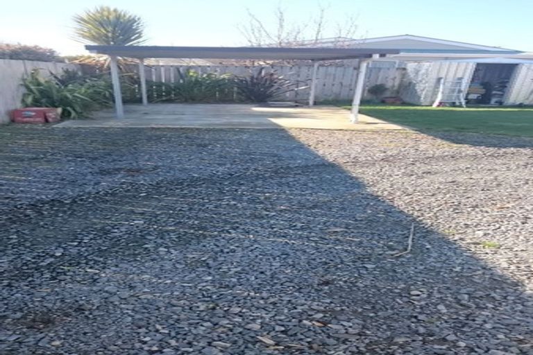 Photo of property in 17 Bradshaw Street, South Dunedin, Dunedin, 9012