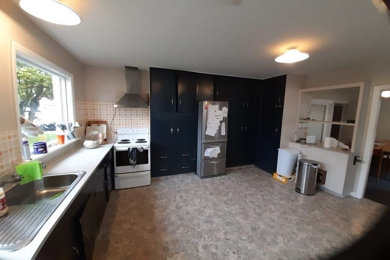 Photo of property in 28 Newbridge Place, Ilam, Christchurch, 8041