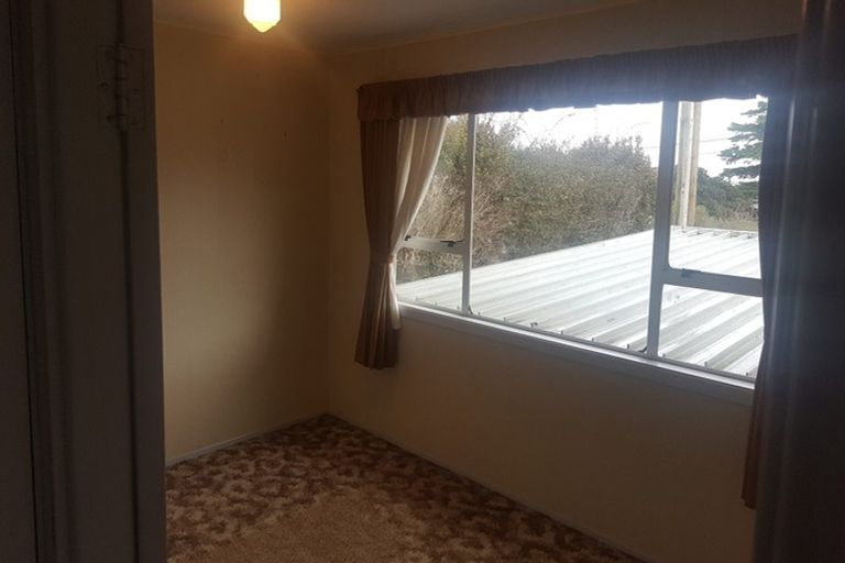 Photo of property in 48 Island Bay Road, Beach Haven, Auckland, 0626