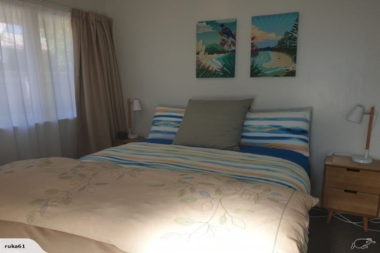 Photo of property in 80a Golf Road, New Lynn, Auckland, 0600