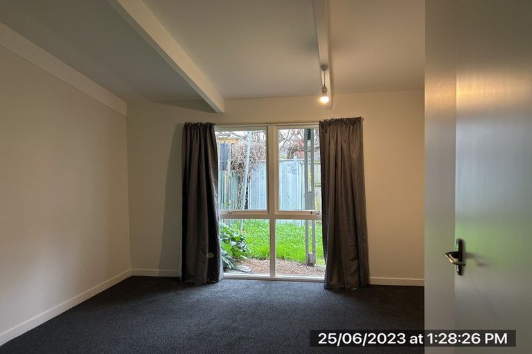 Photo of property in 1/59 Maidstone Road, Ilam, Christchurch, 8041