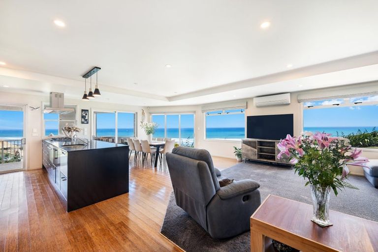 Photo of property in 20 Coates Avenue, Baylys Beach, Dargaville, 0377