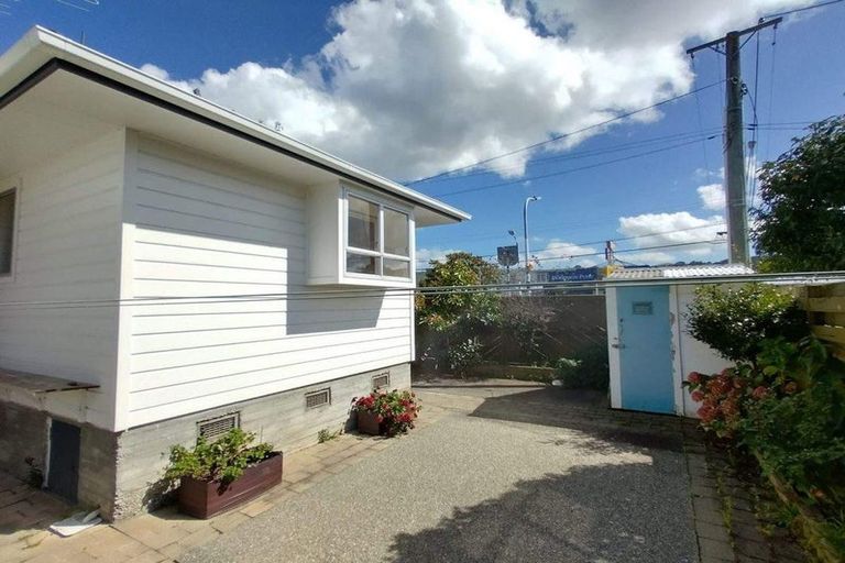 Photo of property in 1/1 Gordon Street, Avalon, Lower Hutt, 5011