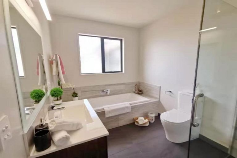 Photo of property in 28 Four Peaks Drive, Wigram, Christchurch, 8025