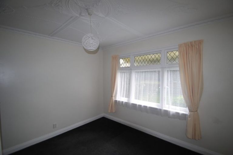 Photo of property in 1/76 Cambridge Terrace, Waterloo, Lower Hutt, 5011