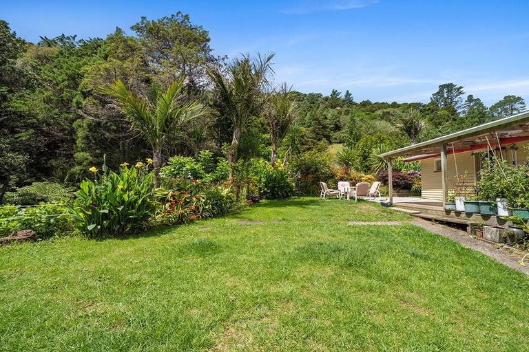 Photo of property in 32 Smith Road, Matakana, Warkworth, 0985