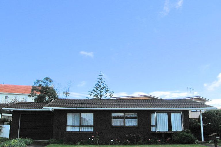 Photo of property in 3a Tudor, Paraparaumu Beach, Paraparaumu, 5032