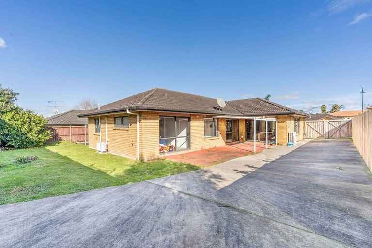 Photo of property in 57 Magic Way, Randwick Park, Auckland, 2105