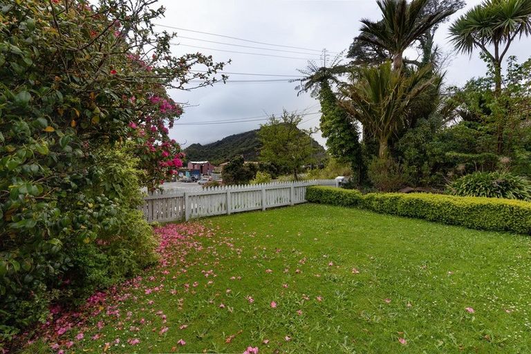 Photo of property in 28-30 Whall Street, Greymouth, 7805