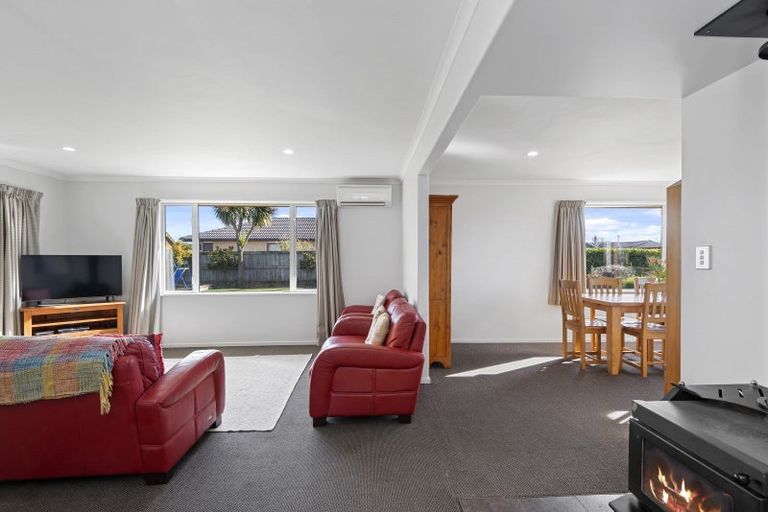 Photo of property in 71 North Terrace, Darfield, 7510