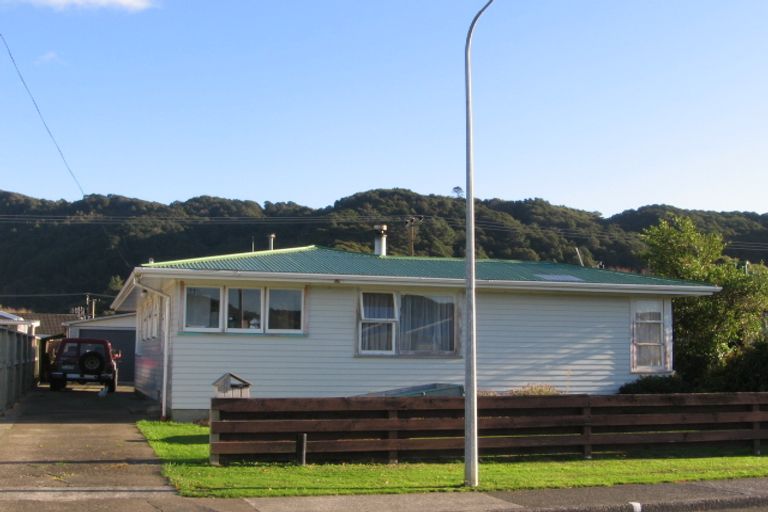 Photo of property in 67 Karamu Crescent, Wainuiomata, Lower Hutt, 5014