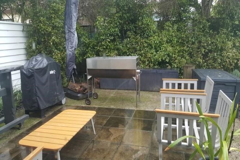 Photo of property in 4/40 Scarlet Oak Drive, Schnapper Rock, Auckland, 0632