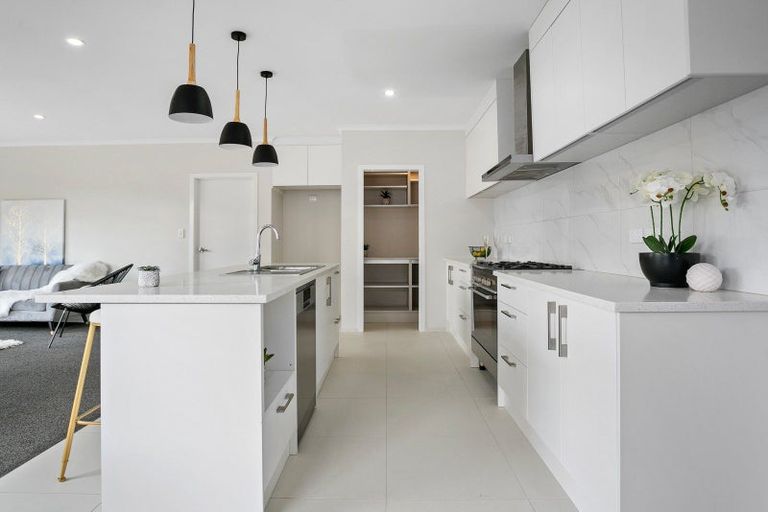 Photo of property in 6 Hehan Close, Cambridge, 3434