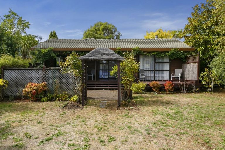 Photo of property in 104 Hyde Avenue, Richmond Heights, Taupo, 3330