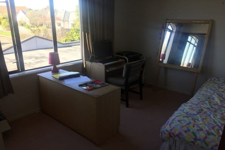 Photo of property in 20 Broadhaven Avenue, Parklands, Christchurch, 8083