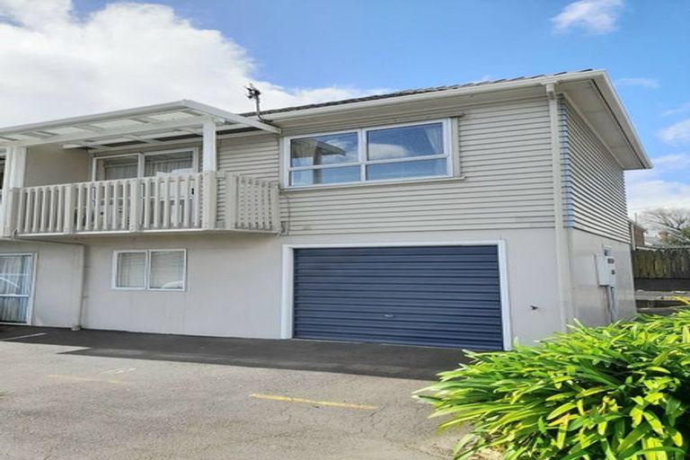 Photo of property in 5b Rosebank Road, Avondale, Auckland, 1026