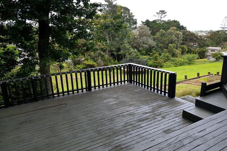 Photo of property in 211 Titirangi Road, Titirangi, Auckland, 0604