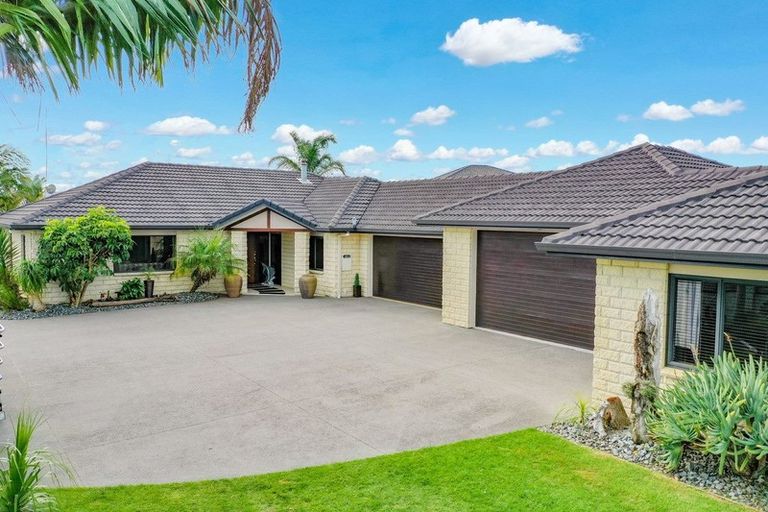 Photo of property in 2 Ohuirehe Road, Coastlands, Whakatane, 3120